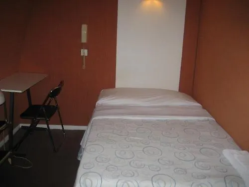 Meteore Hotell Paris